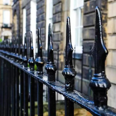 Ultra Modern, Stylish Apartment Next To Princes St Edinburg Exteriör bild