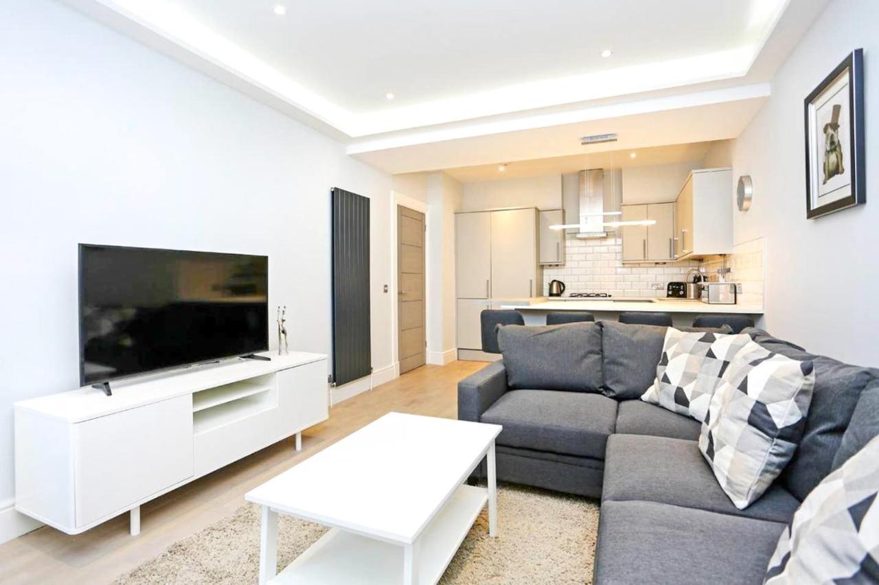 Ultra Modern, Stylish Apartment Next To Princes St Edinburg Exteriör bild