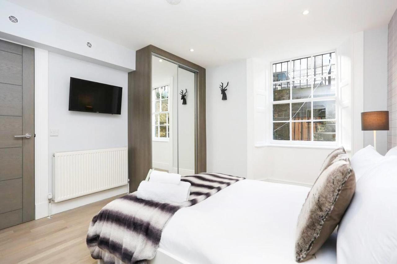 Ultra Modern, Stylish Apartment Next To Princes St Edinburg Exteriör bild